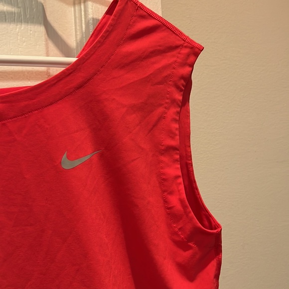 Nike Pink Athletic Top - Picture 5 of 8